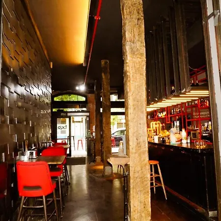 Poshtel - Premium Hostel Μπιλμπάο