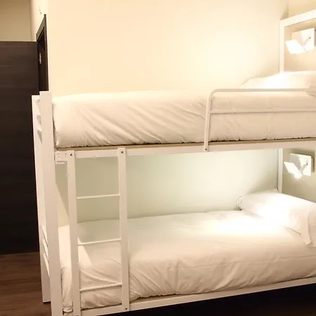 Hostel Poshtel - Premium *