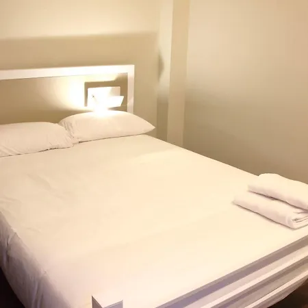 Hostel Poshtel - Premium Bilbao