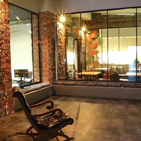 Hostel Poshtel - Premium