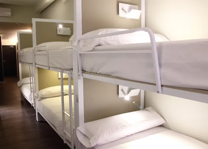 Hostel Poshtel - Premium