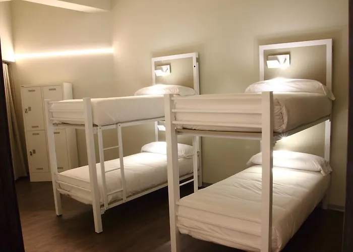 Hostel Poshtel - Premium *