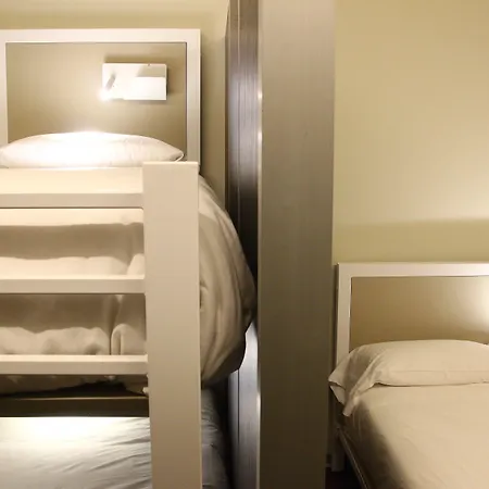 Vandrarhem Poshtel - Premium Bilbao