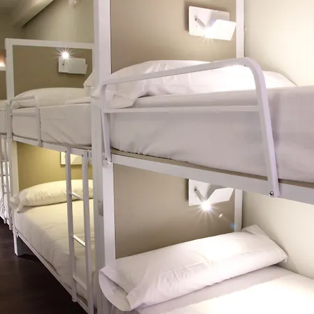 Vandrarhem Poshtel - Premium