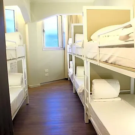 Poshtel - Premium *