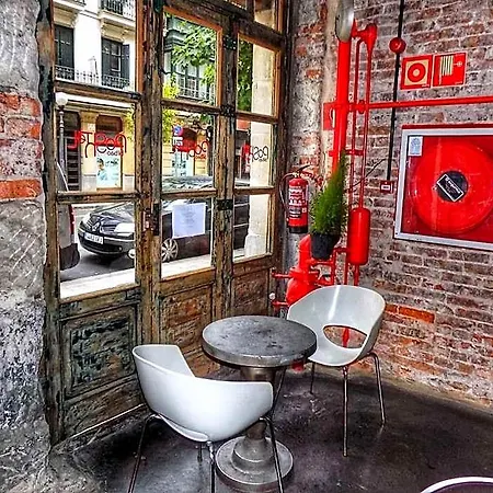 Poshtel - Premium Hostel *