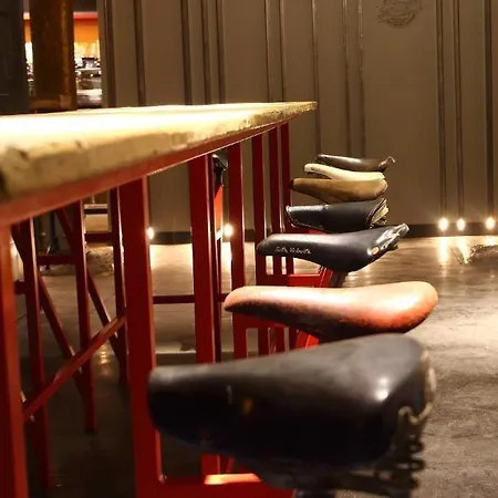 Hostel Poshtel - Premium Bilbao