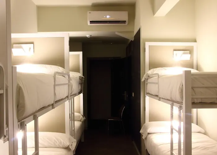 Vandrarhem Poshtel - Premium Bilbao